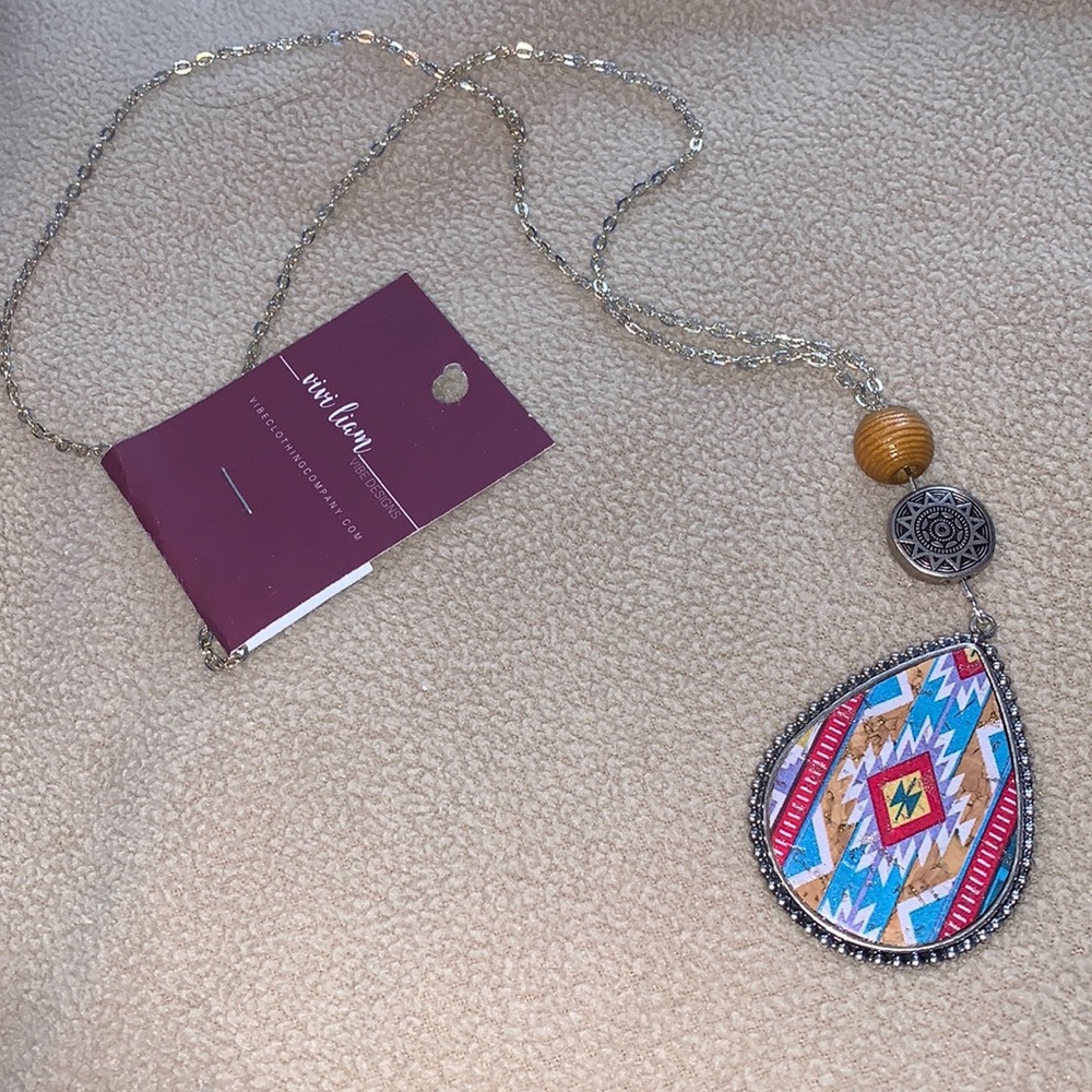 vivi liam necklace